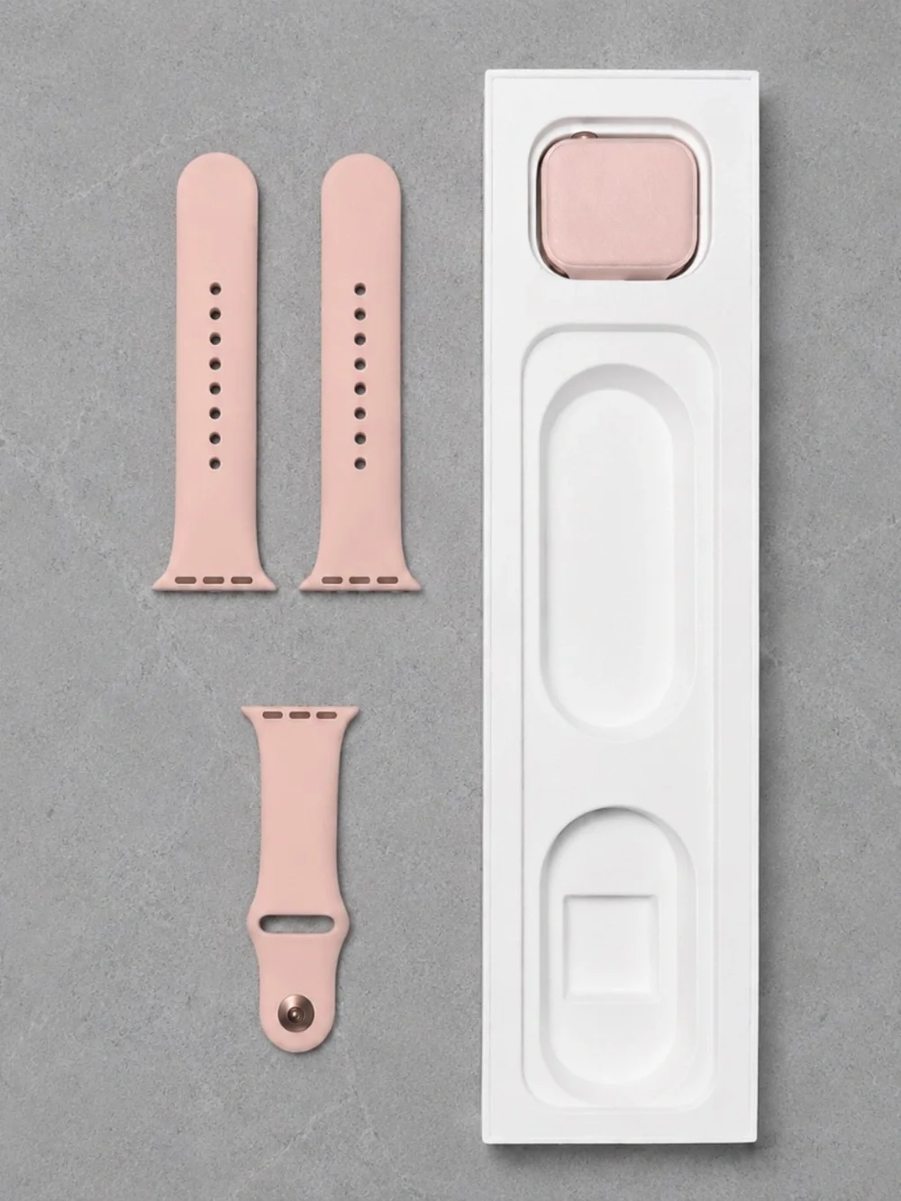 Apple Watch Series 4 40mm GPS + Cellular Gold Aluminum Case with Pink Sand Sport